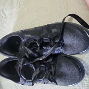 Bzees Black Tennis Shoes